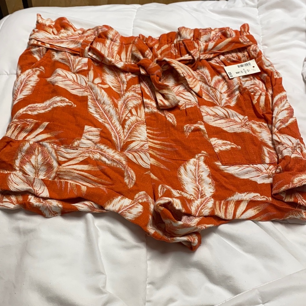 Belted Paperbag Shorts